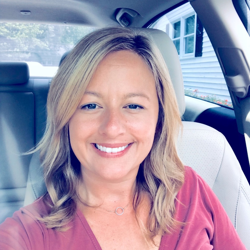 Meet your Posher, Courtney